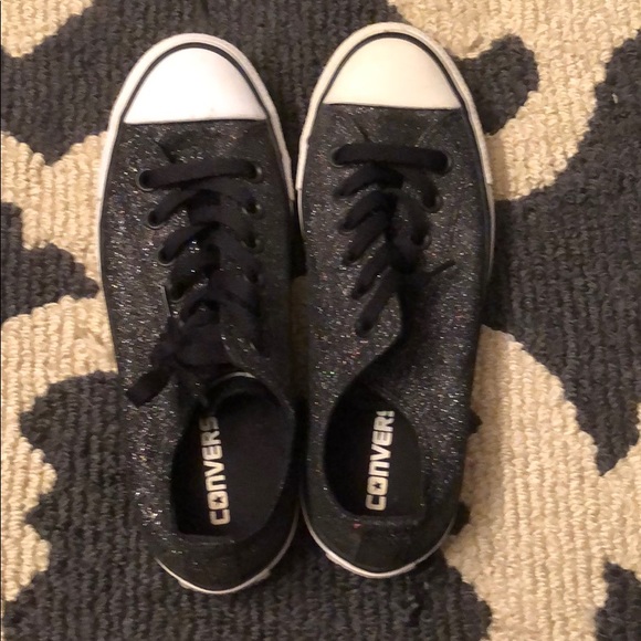 Women’s converse shiny size 7 - Picture 4 of 6